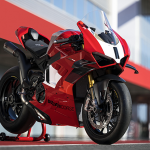 2023 Ducati Panigale V4 R First Look